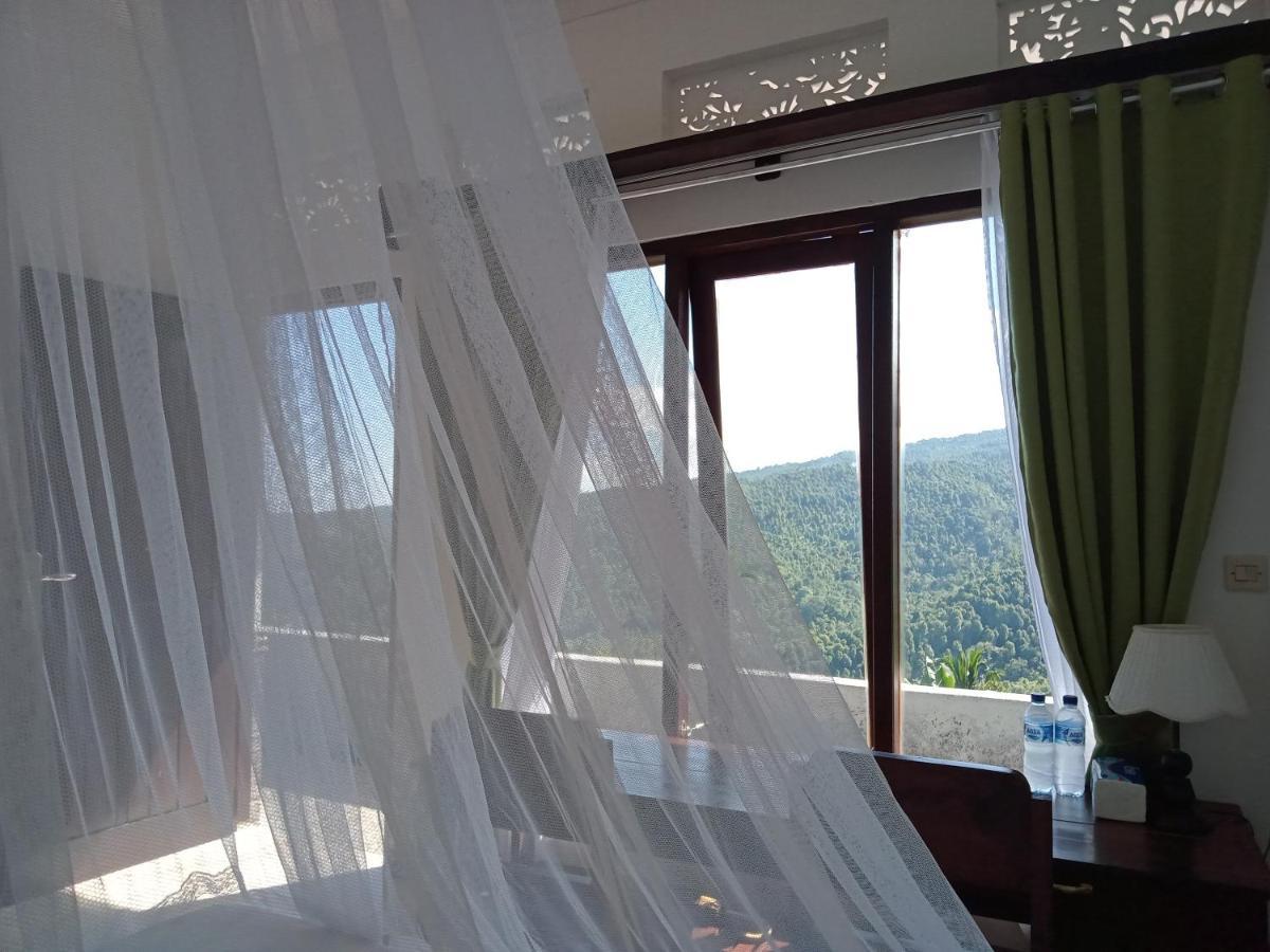 Aris Homestay And Warung Made Munduk  Ngoại thất bức ảnh