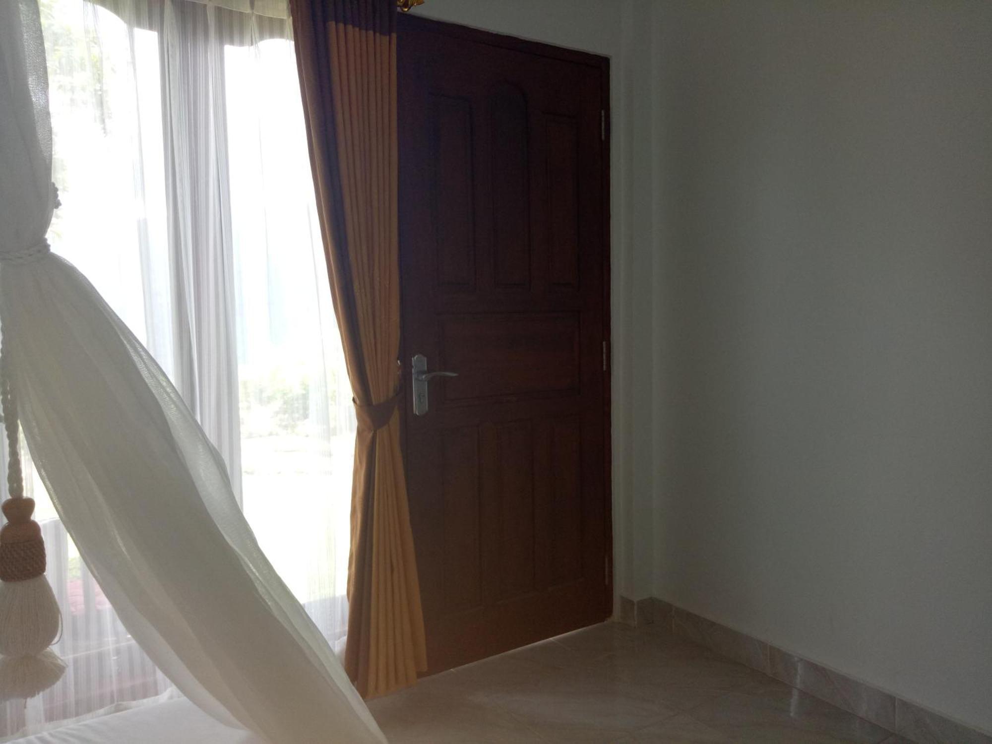 Aris Homestay And Warung Made Munduk  Ngoại thất bức ảnh