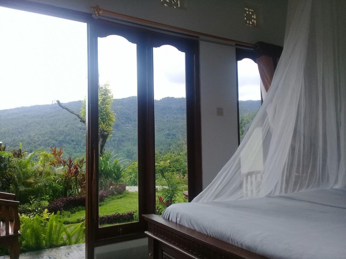 Aris Homestay And Warung Made Munduk  Ngoại thất bức ảnh